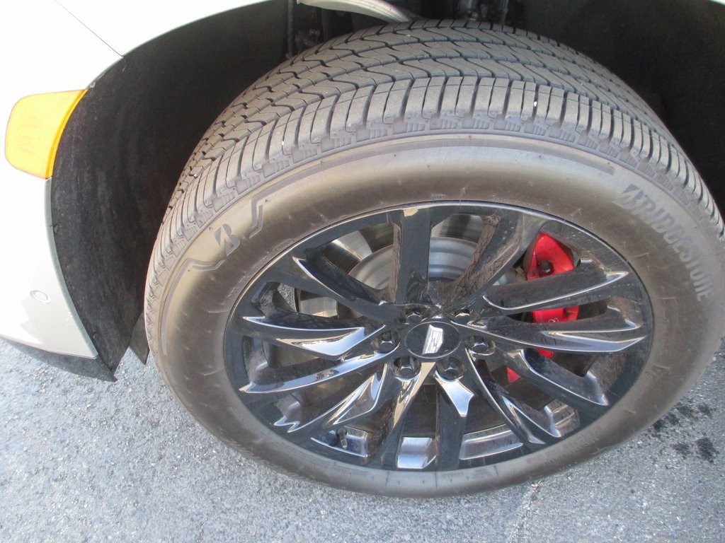 Used 2024 Cadillac Escalade Sport w/ LPO, ONYX Package image 13