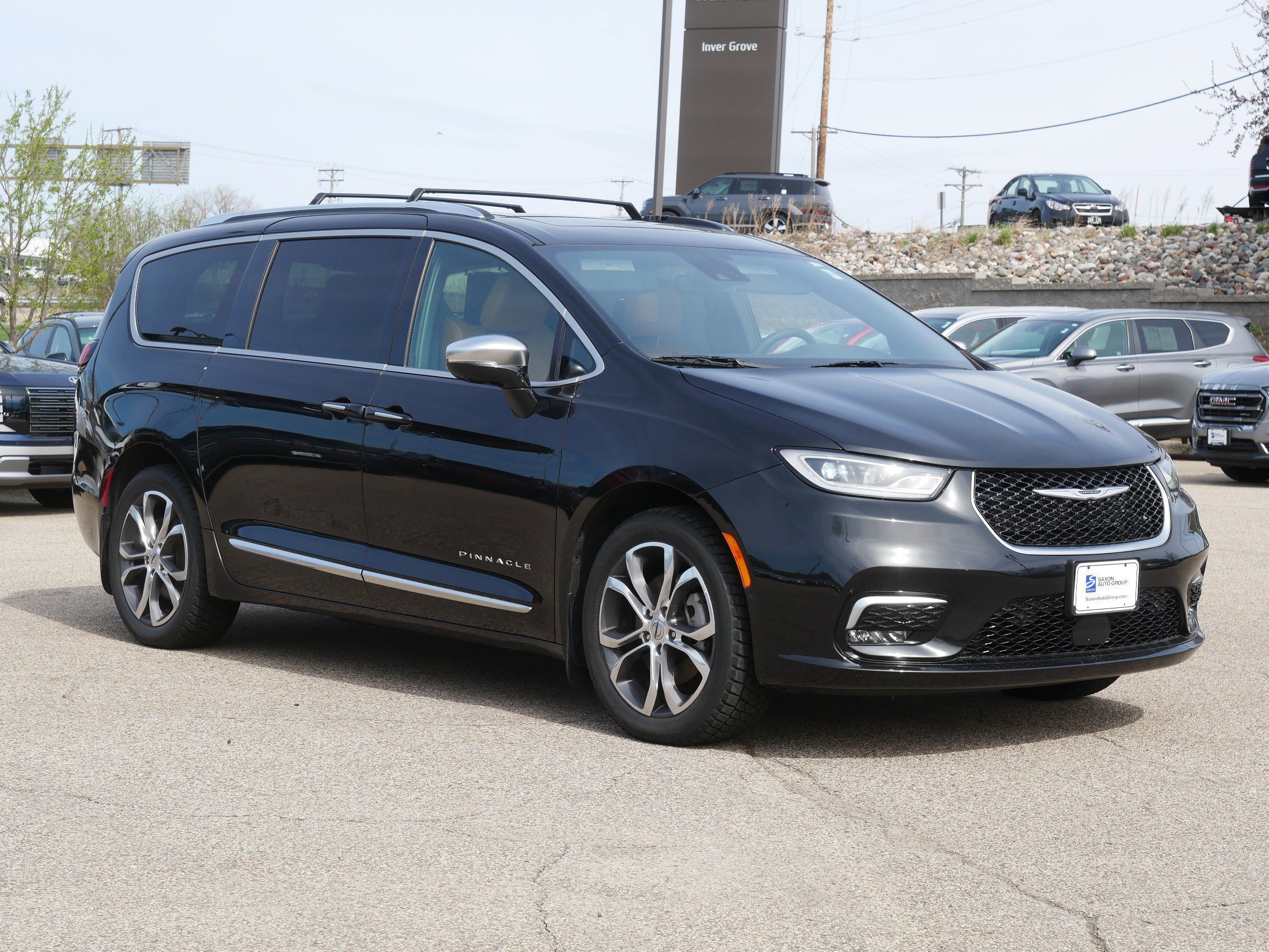 Used 2022 Chrysler Pacifica Pinnacle AWD/4WD image 4