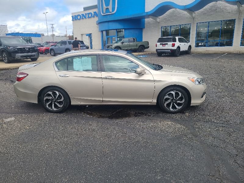 Used 2017 Honda Accord EX-L image 5