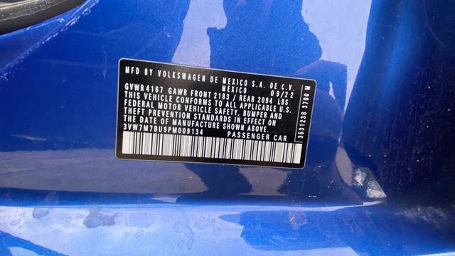 Used 2023 Volkswagen Jetta SE w/ Panoramic Sunroof Package FWD image 28