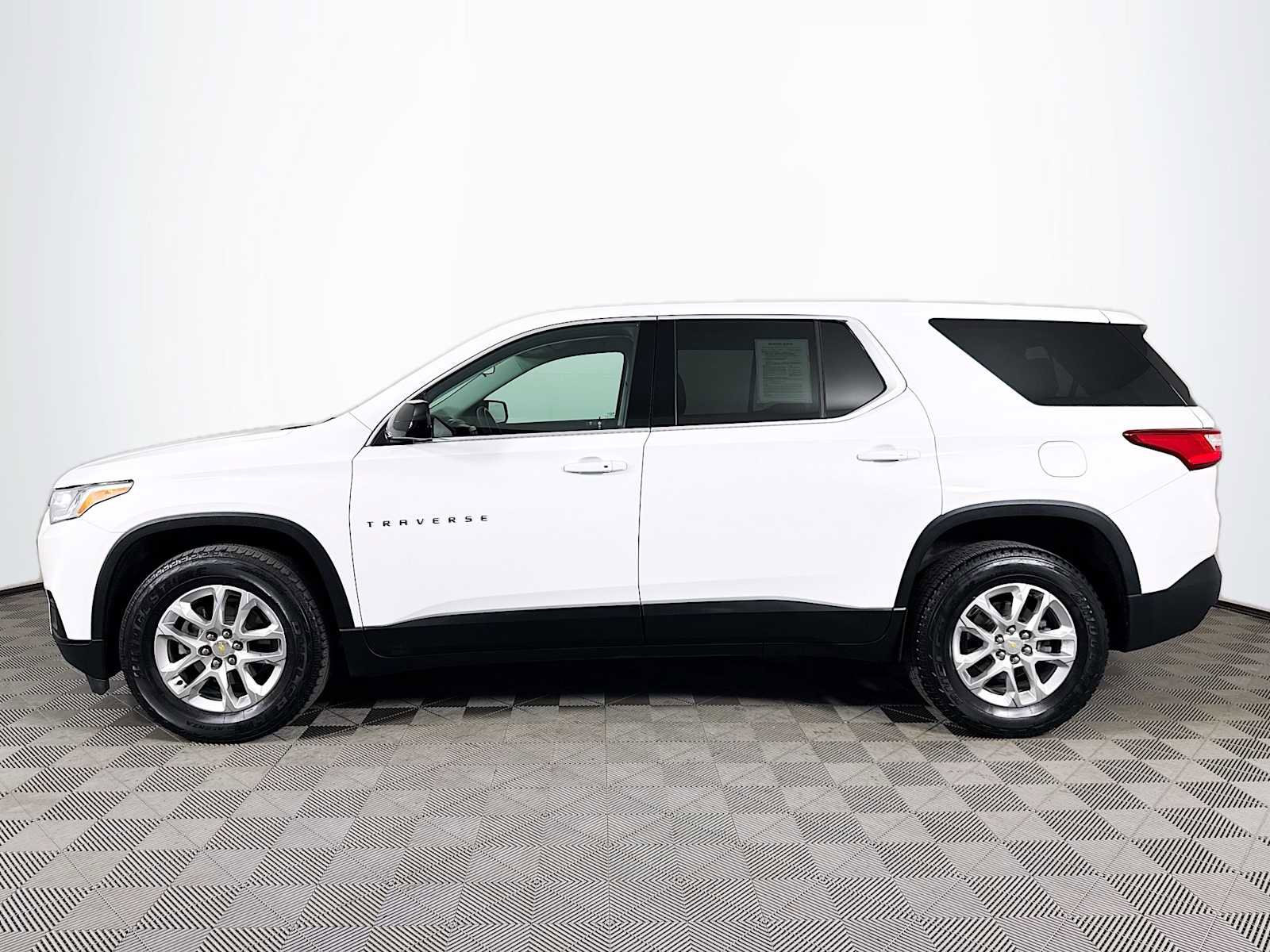 Used 2019 Chevrolet Traverse LS AWD/4WD image 8