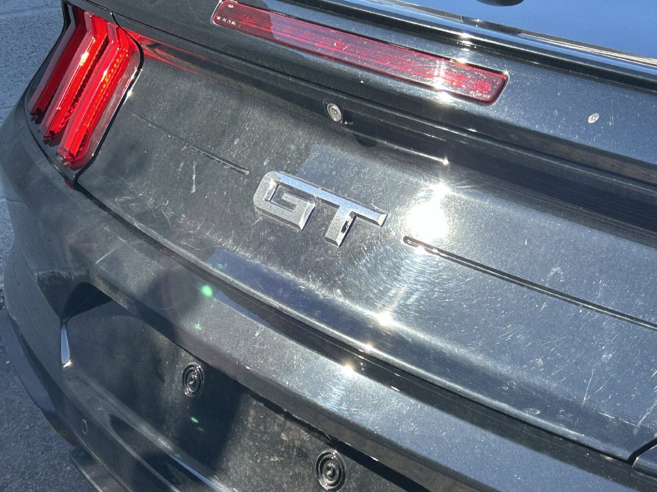 Used 2018 Ford Mustang GT Premium RWD image 6