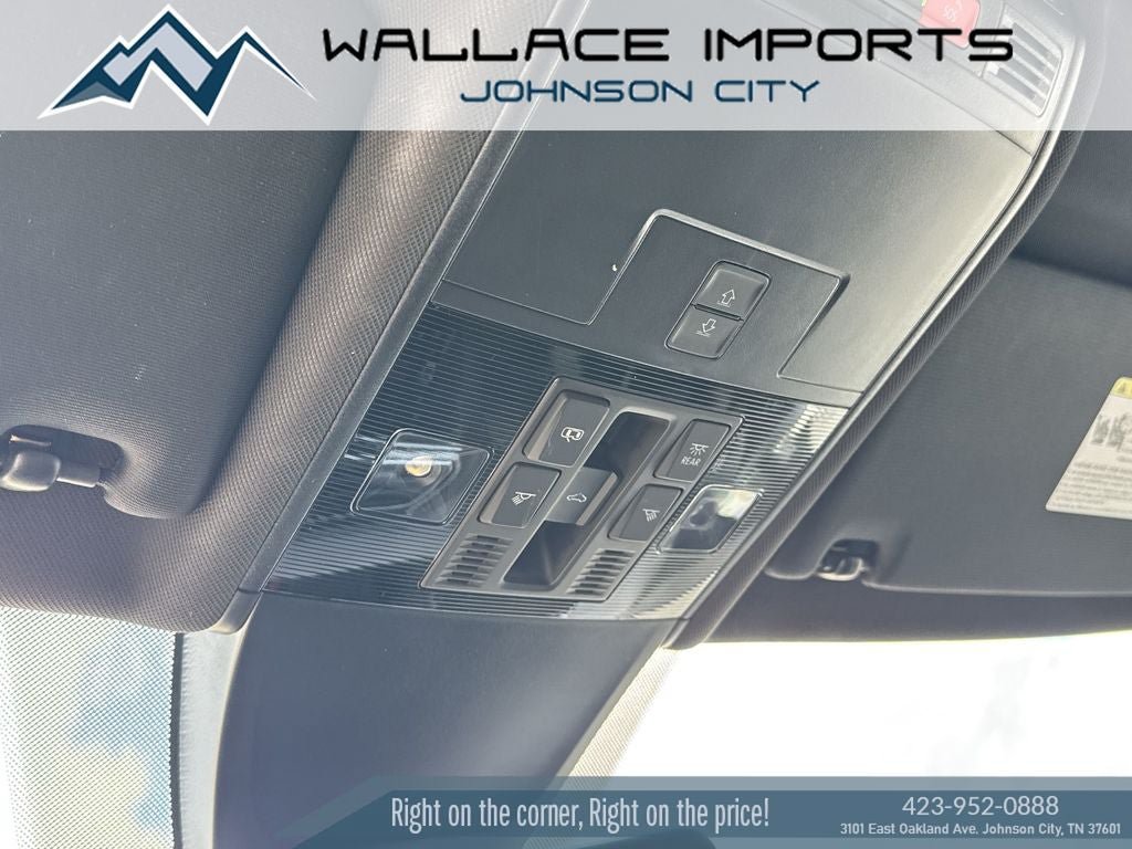 Certified 2024 Volkswagen Tiguan SEL R-Line AWD/4WD image 17