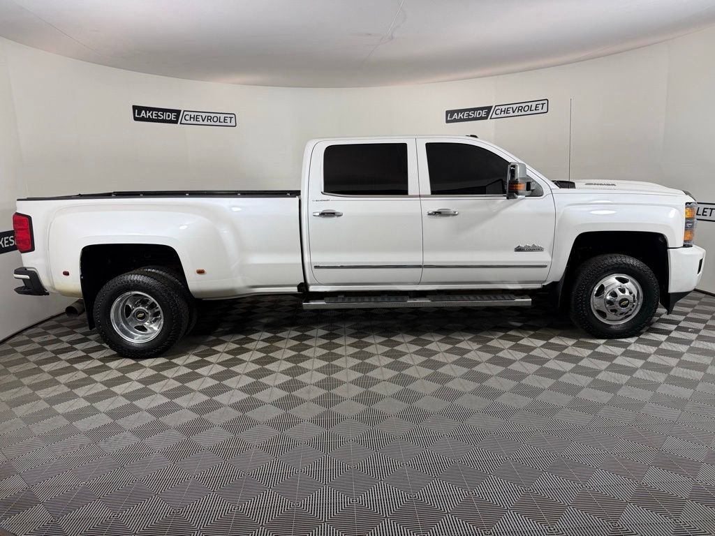Used 2019 Chevrolet Silverado 3500 High Country w/ Duramax Plus Package image 7