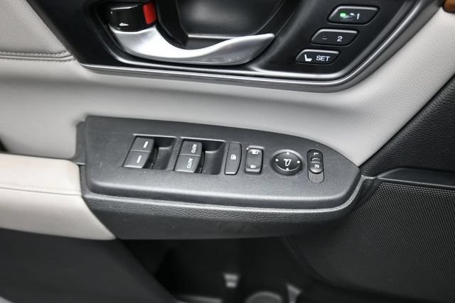 Used 2019 Honda CR-V EX-L image 17