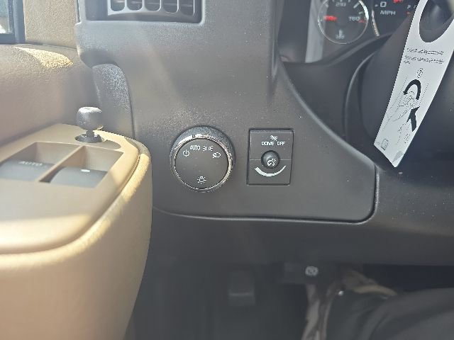 Used 2025 GMC Savana 3500 RWD image 15