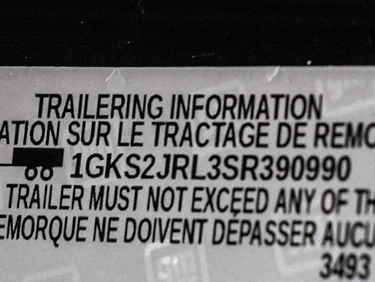 Used 2025 GMC Yukon XL Denali w/ Sun & Power Step Package AWD/4WD image 30