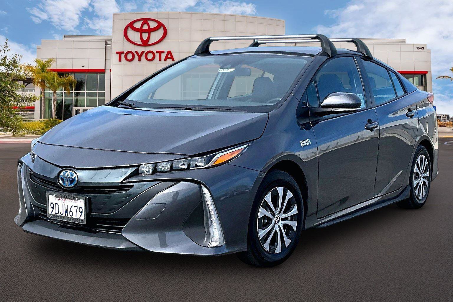 Used 2022 Toyota Prius Prime XLE image 10