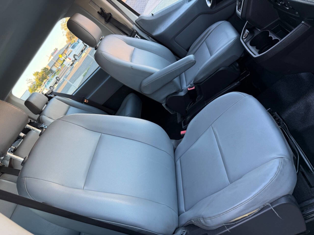 Used 2017 Ford Transit 350 XL image 25