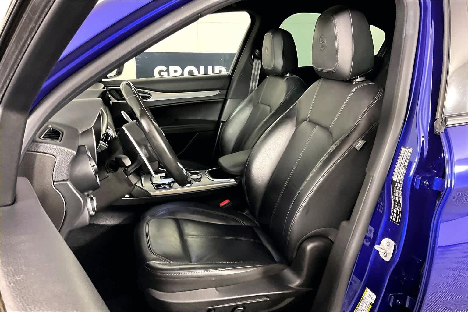Used 2020 Alfa Romeo Stelvio Sport w/ Quick Order Package 22J Sport image 8