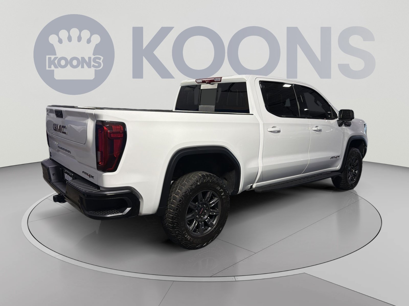 Used 2024 GMC Sierra 1500 AT4X AWD/4WD image 7