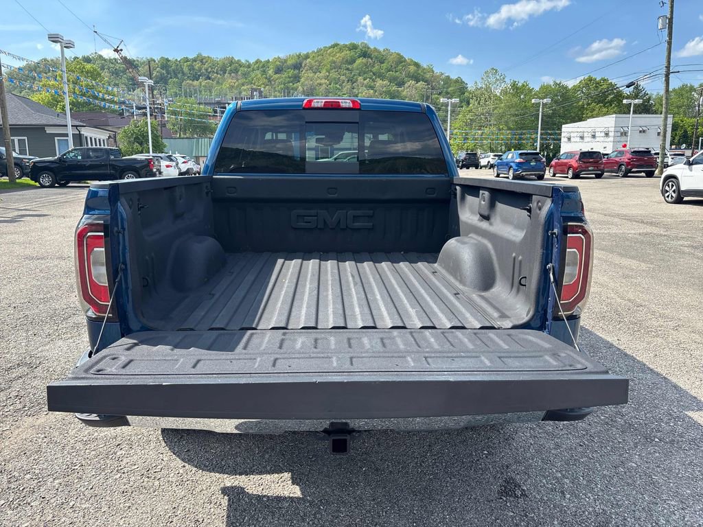 Used 2018 GMC Sierra 1500 SLT AWD/4WD image 27