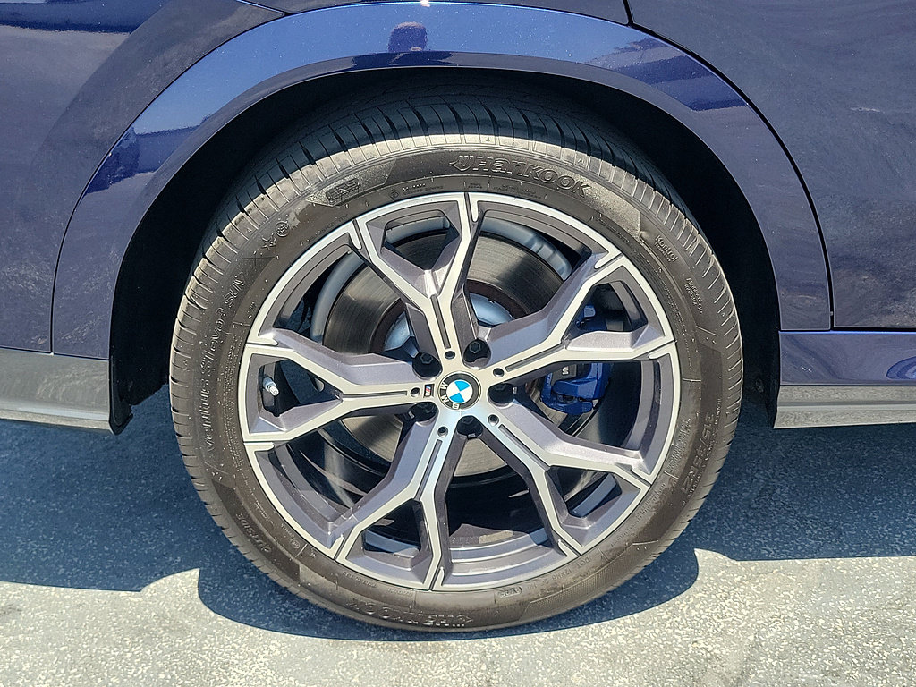 Used 2023 BMW X6 M50i w/ Executive Package AWD/4WD image 6