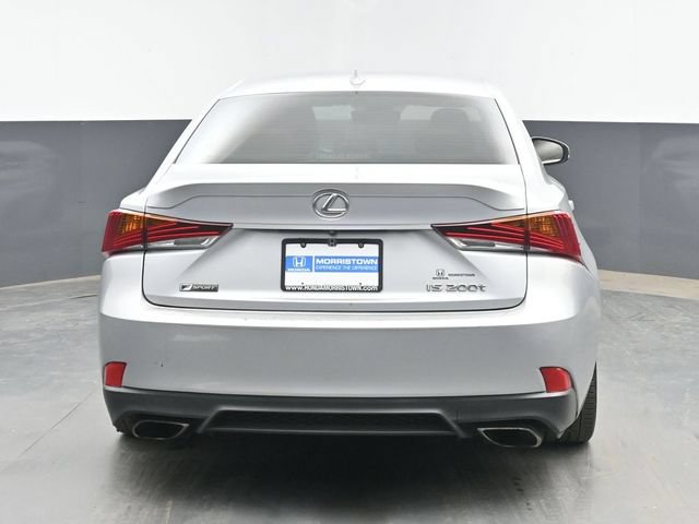 Used 2017 Lexus IS 200t F Sport w/ F Sport Package RWD image 9