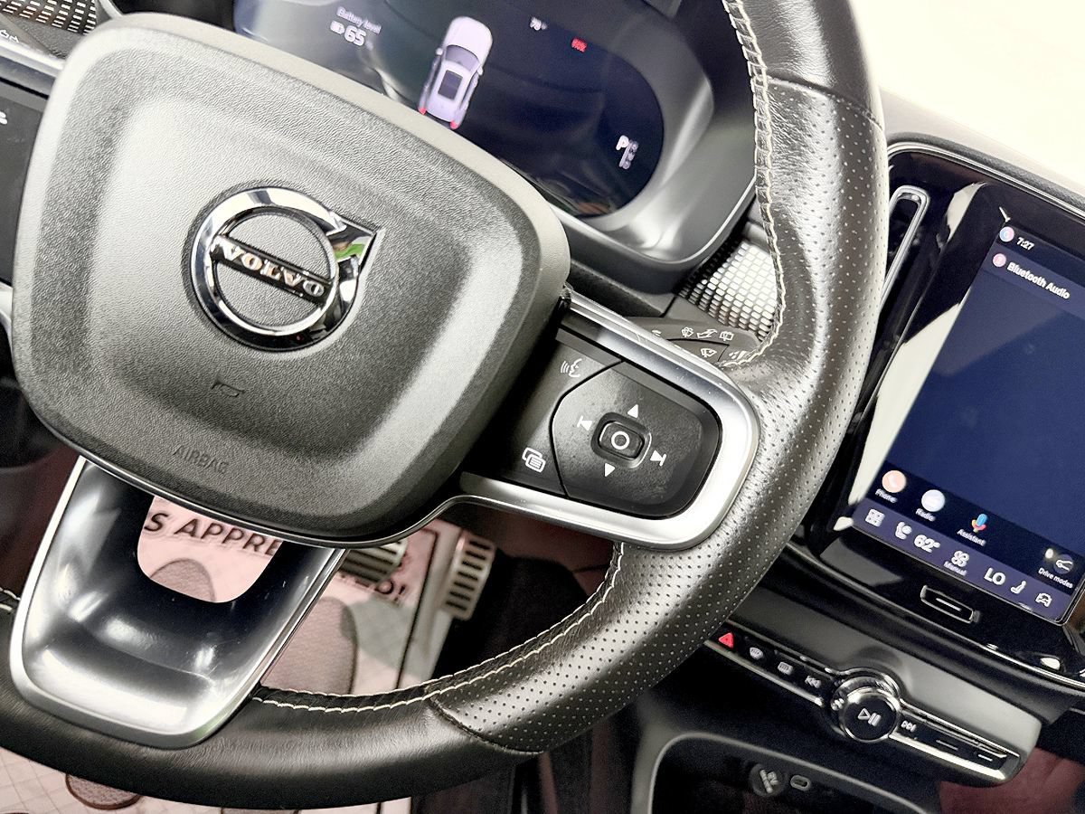 Used 2021 Volvo XC40 P8 Recharge w/ Advanced Package AWD/4WD image 41