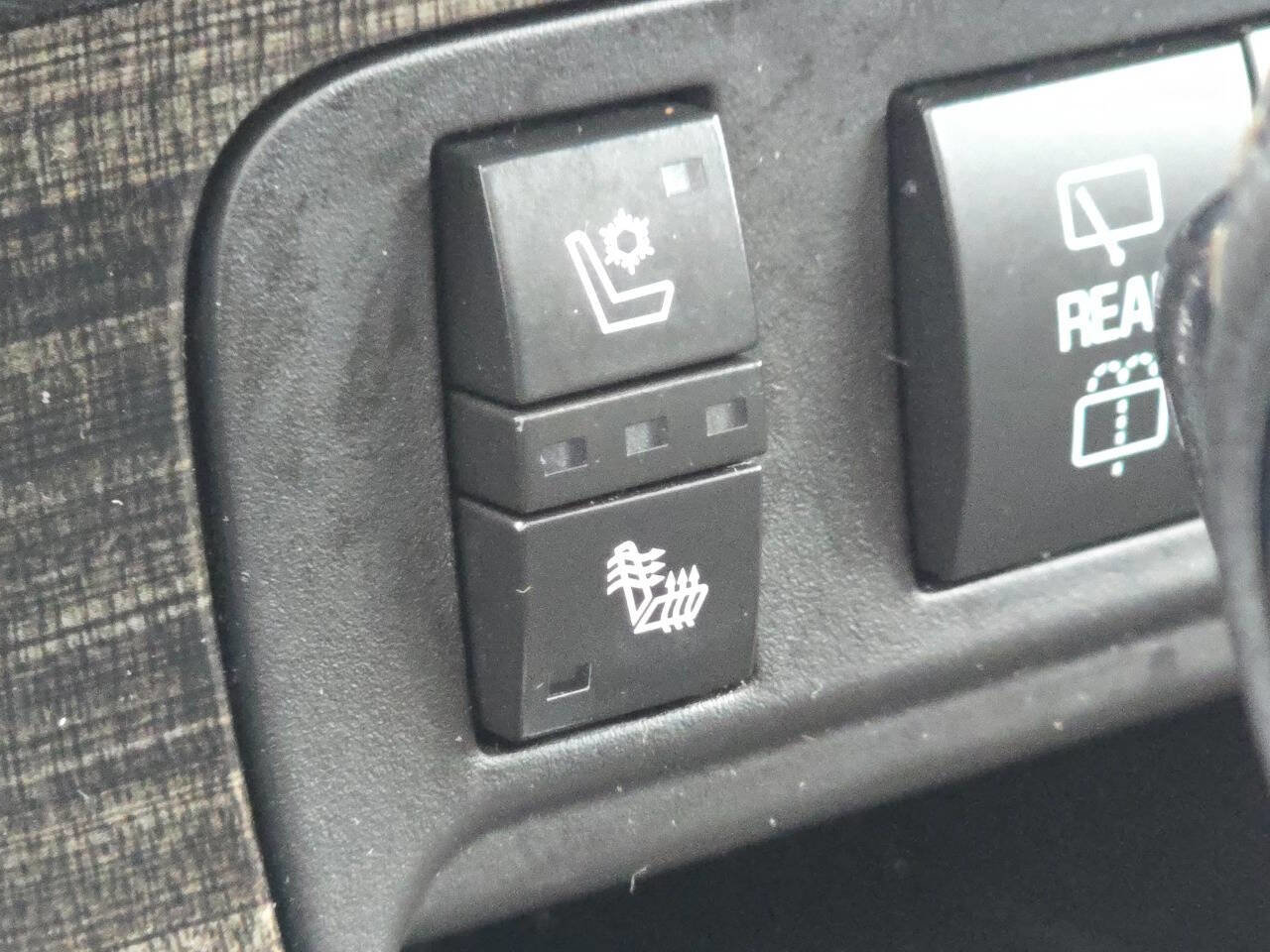 Used 2017 GMC Acadia Limited SLT image 17