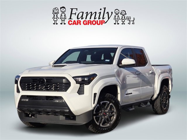 Certified 2025 Toyota Tacoma TRD Sport image 1