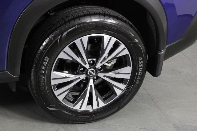 Certified 2023 Nissan Rogue SV FWD image 13