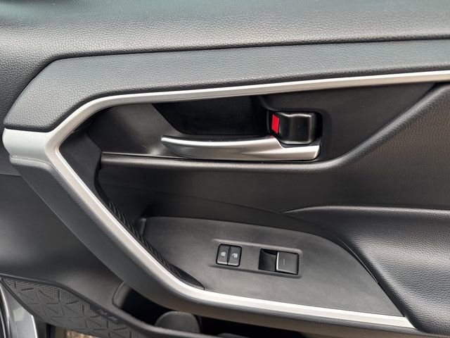 Used 2023 Toyota RAV4 XLE w/ Convenience Package image 18