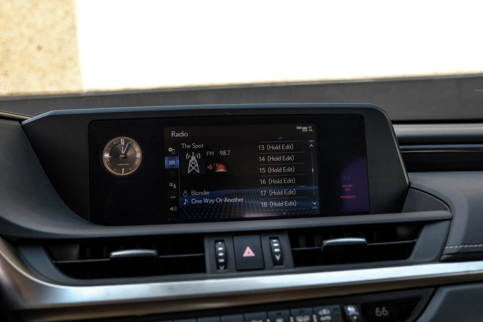 Used 2020 Lexus ES 350 w/ Premium Package FWD image 30