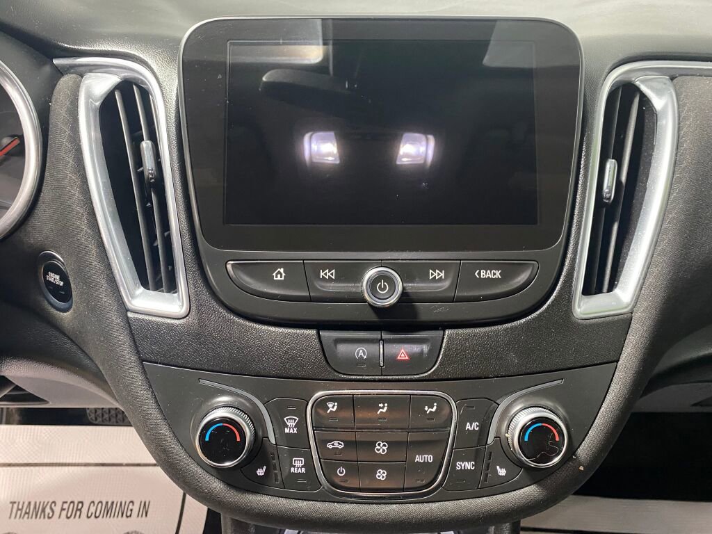 Used 2021 Chevrolet Malibu LT image 7