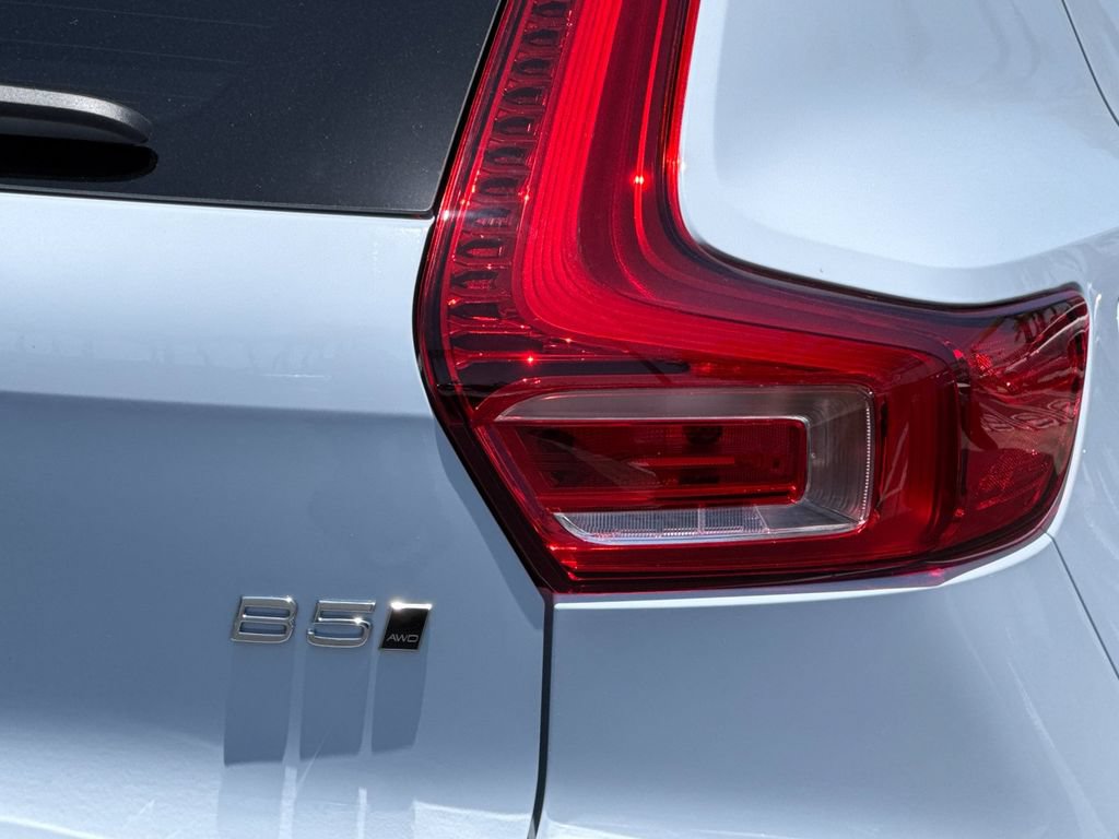 New 2026 Volvo XC40 B5 Plus w/ Climate Package AWD/4WD image 26