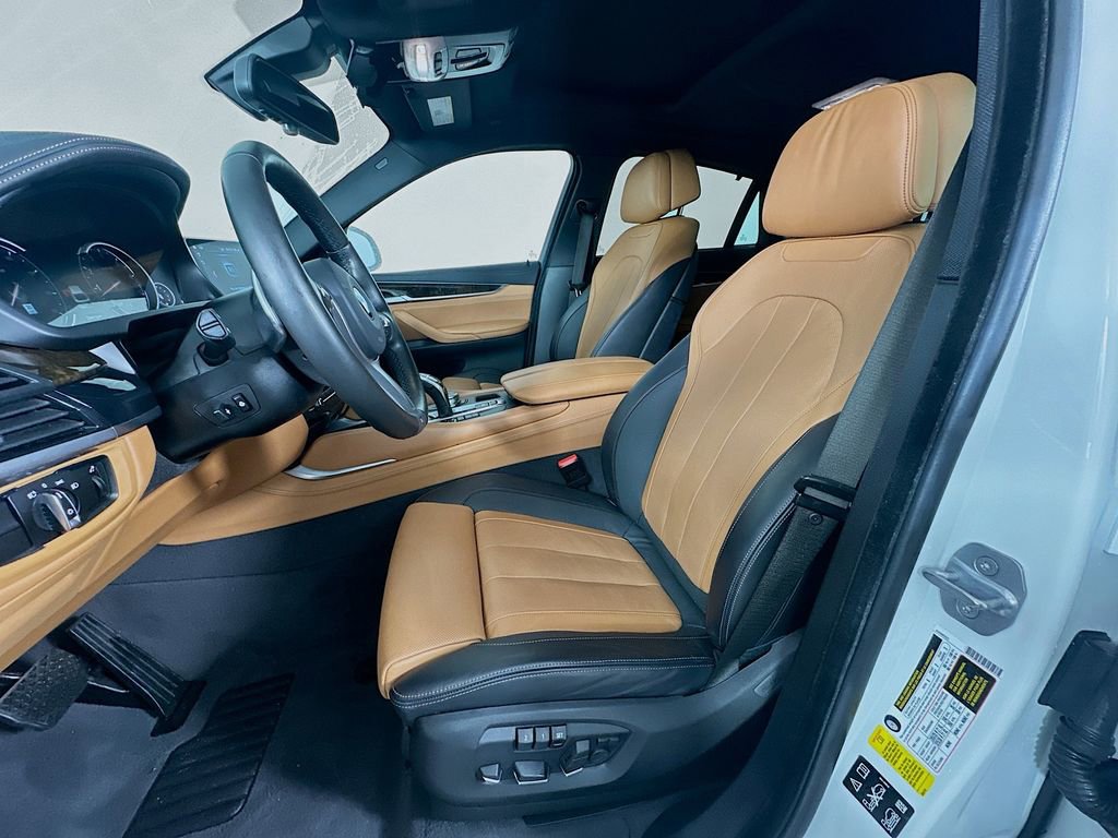 Used 2019 BMW X6 xDrive35i w/ M Sport Package image 21