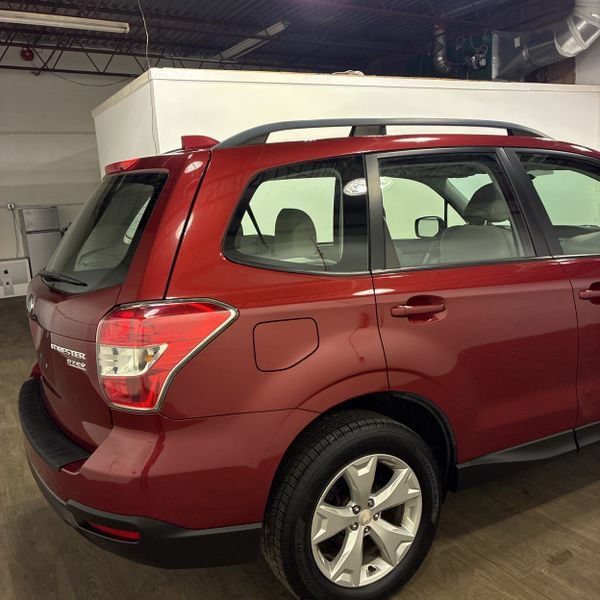 Used 2016 Subaru Forester 2.5i w/ Alloy Wheel Package AWD/4WD image 15