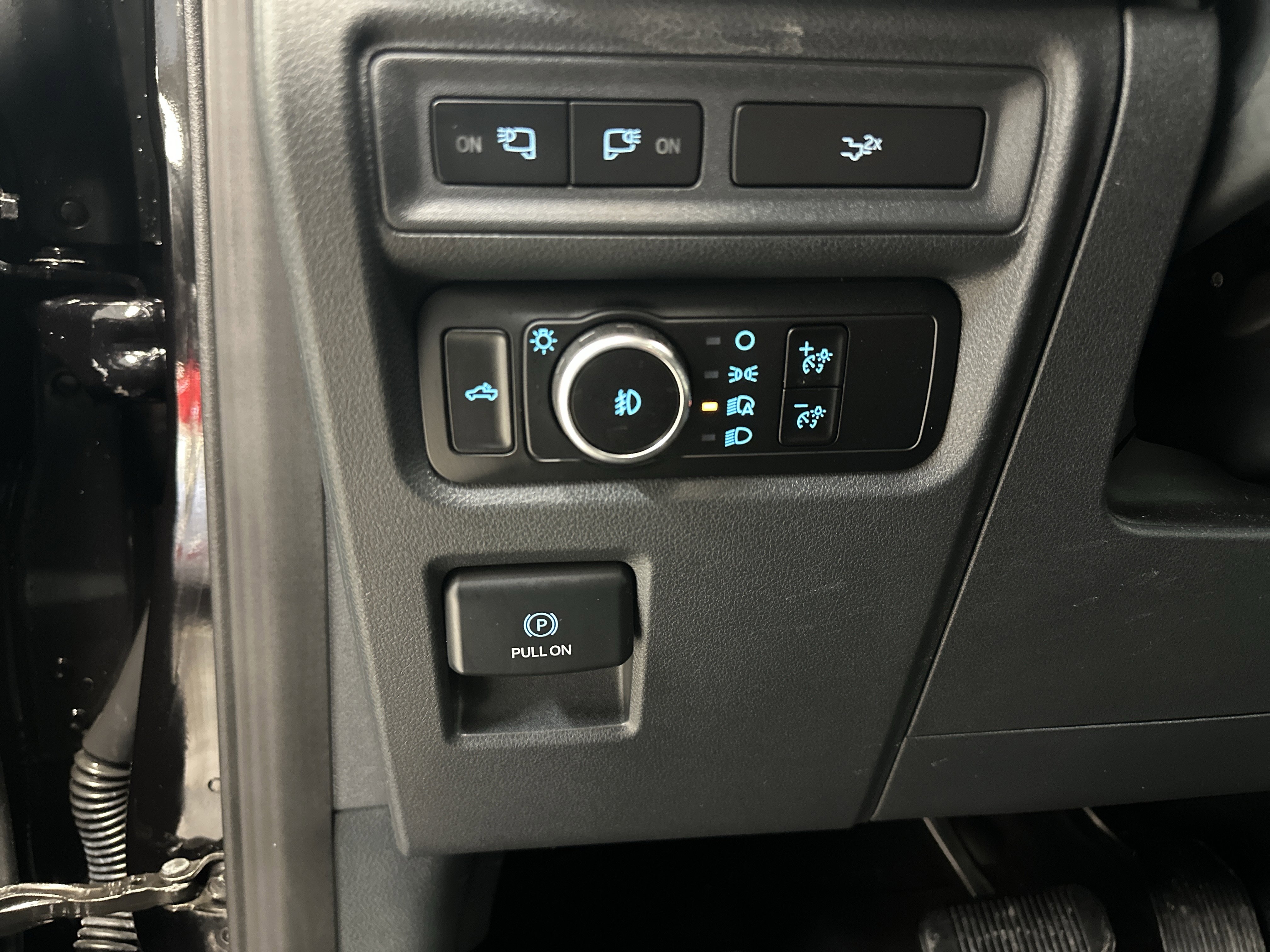 Used 2023 Ford F150 XLT w/ Equipment Group 302A High image 25