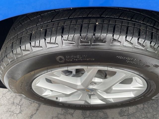 Used 2024 Chevrolet Equinox LT w/ LPO, Floor Liner Package image 31