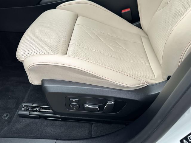 Certified 2025 BMW X3 xDrive30i w/ Premium Package image 26