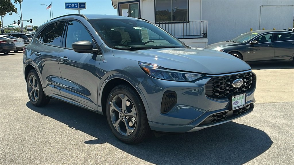 New 2024 Ford Escape ST-Line w/ Tech Pack #1