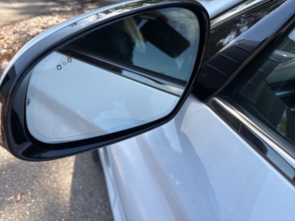 Used 2019 Genesis G70 3.3T Advanced w/ Sport Package image 33