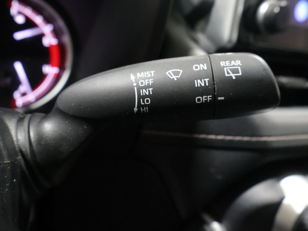 Used 2023 Toyota RAV4 LE AWD/4WD image 36