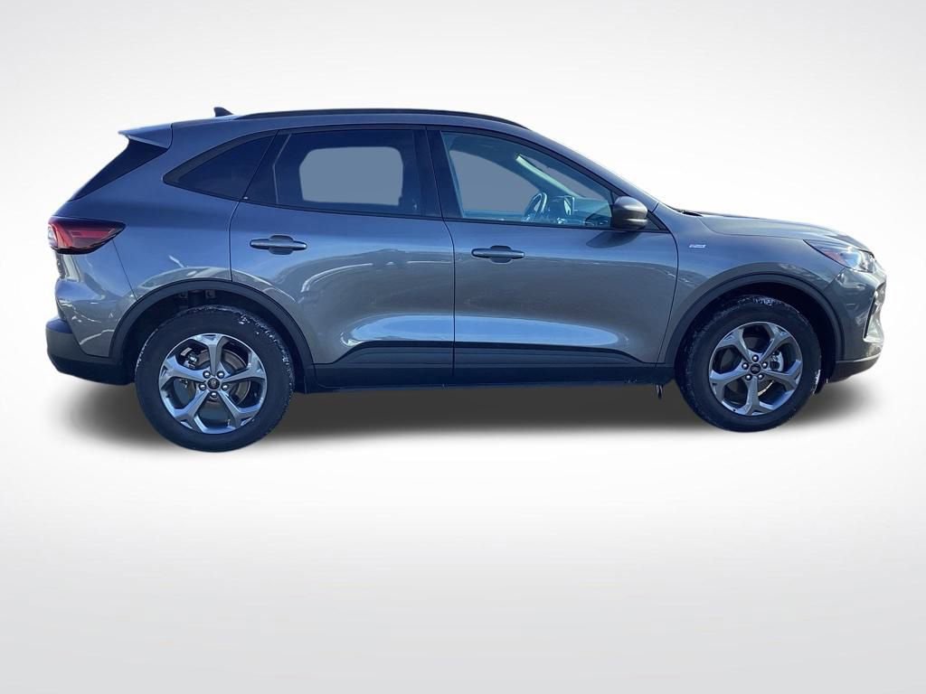 Used 2025 Ford Escape ST-Line image 10