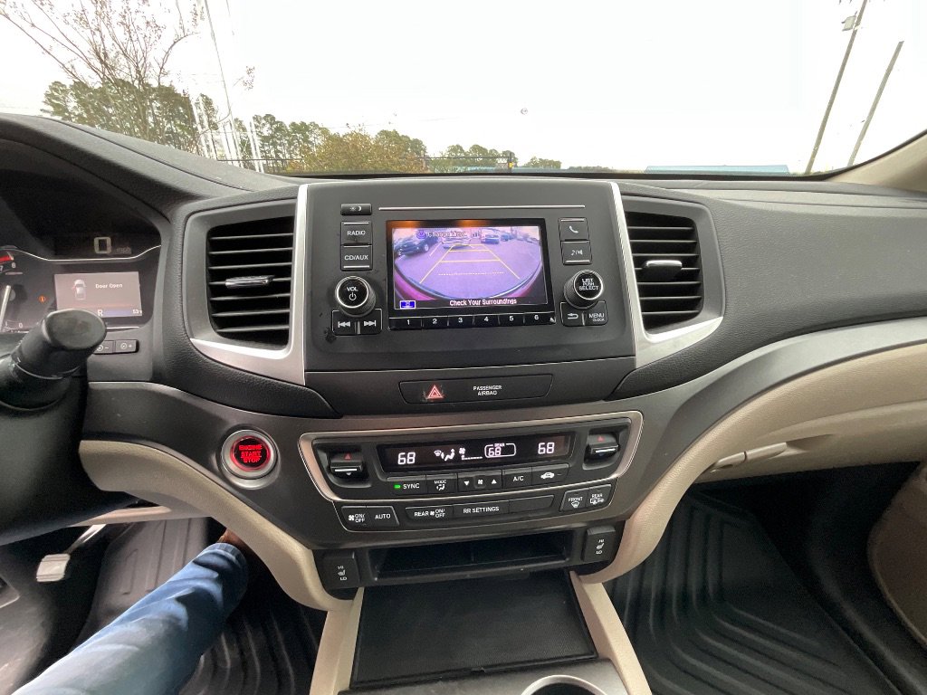 Used 2017 Honda Ridgeline RTL image 17