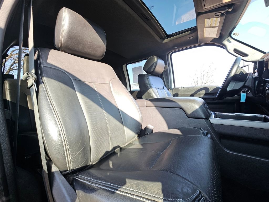 Used 2016 Ford F350 Lariat w/ Lariat Ultimate Package image 12