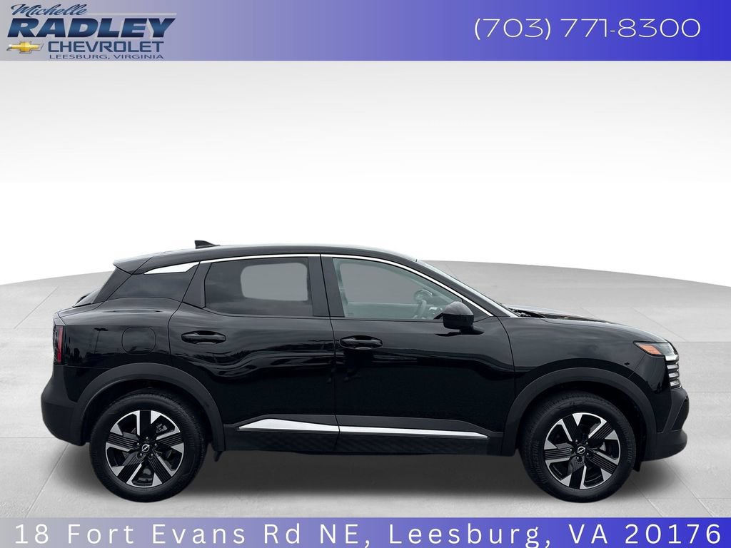 Used 2025 Nissan Kicks SV AWD/4WD image 21
