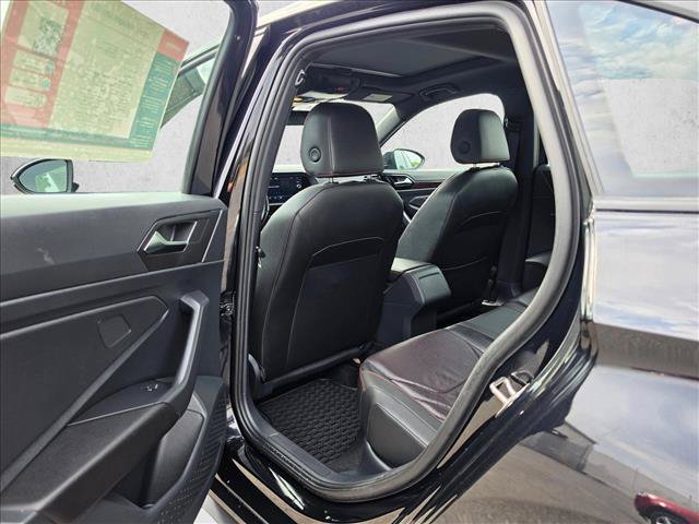 Used 2024 Volkswagen Jetta GLI Autobahn w/ GLI Black Package FWD image 16