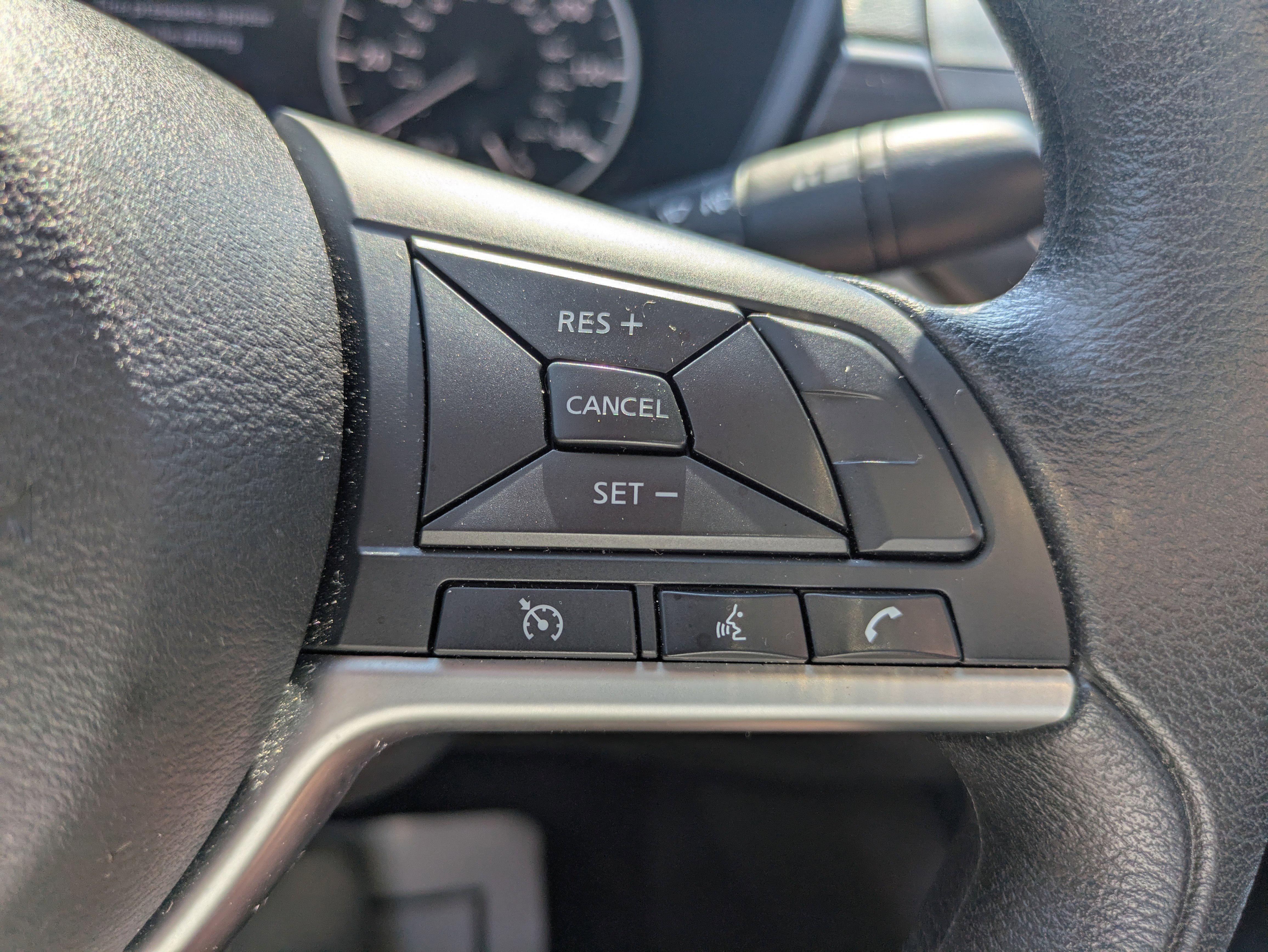 Used 2024 Nissan Altima 2.5 SV image 22
