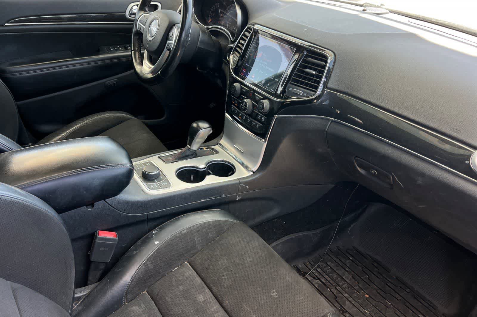 Used 2019 Jeep Grand Cherokee Trailhawk AWD/4WD image 17