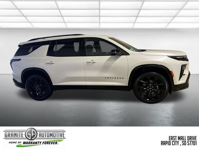 Used 2024 Chevrolet Traverse RS AWD/4WD image 7