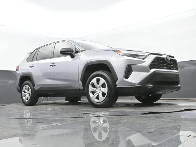 Used 2023 Toyota RAV4 LE FWD image 22