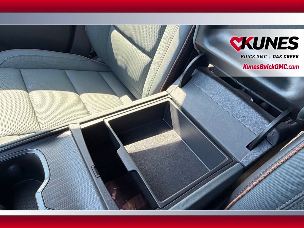 New 2026 GMC Acadia AT4 w/ Luxury Package AWD/4WD image 26