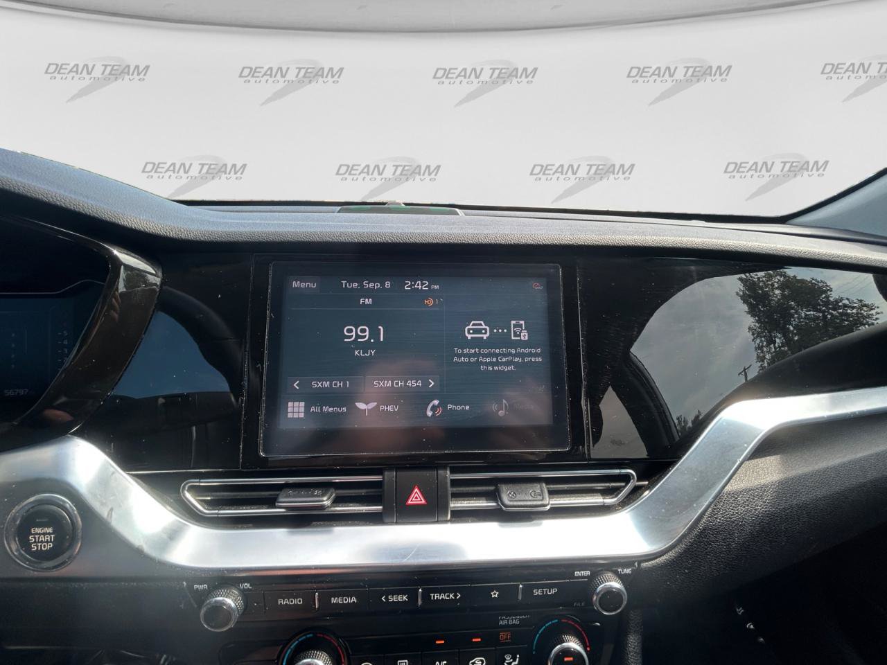 Used 2021 Kia Niro EX FWD image 14