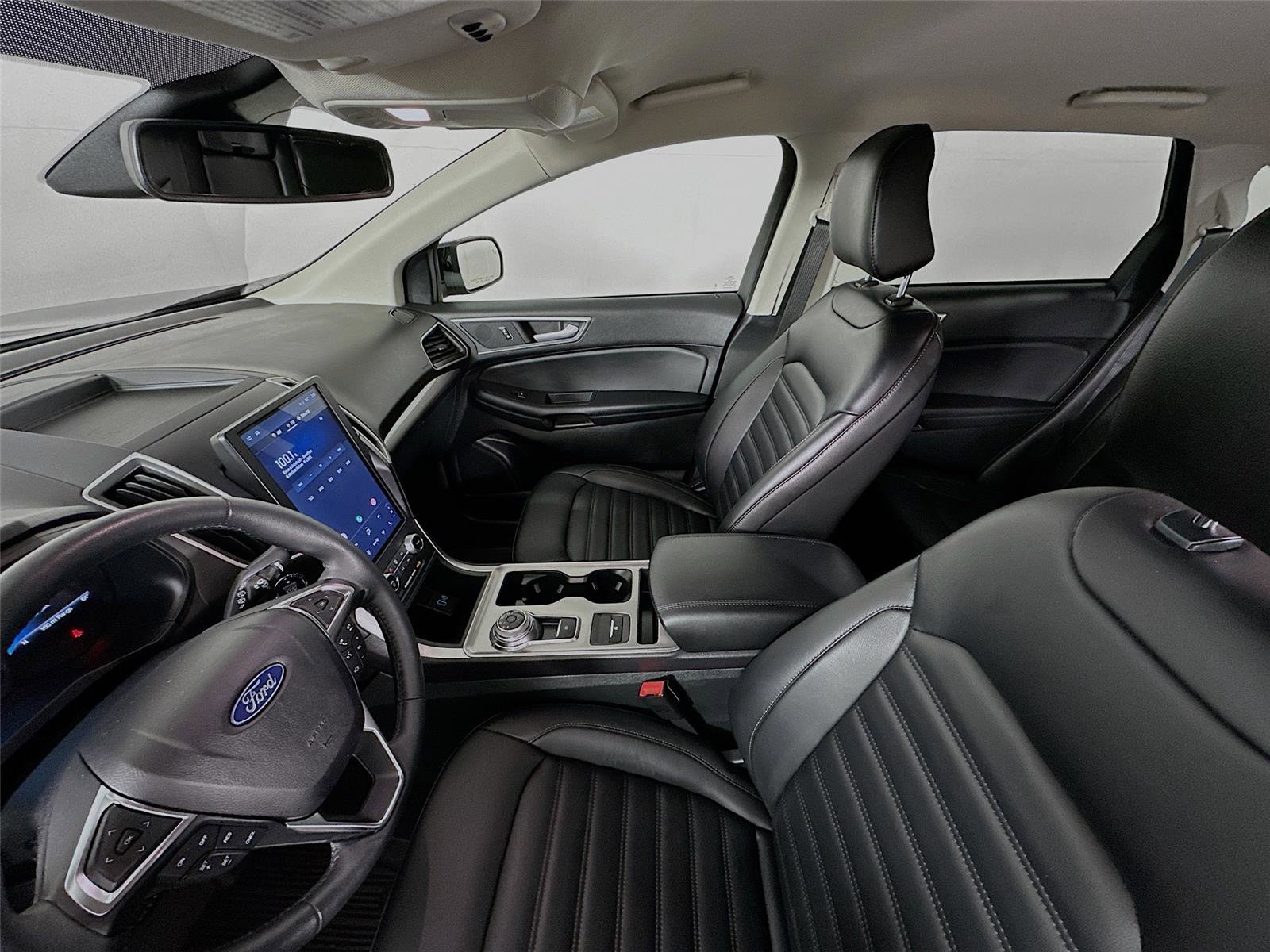 Used 2024 Ford Edge SEL w/ Convenience Package image 11