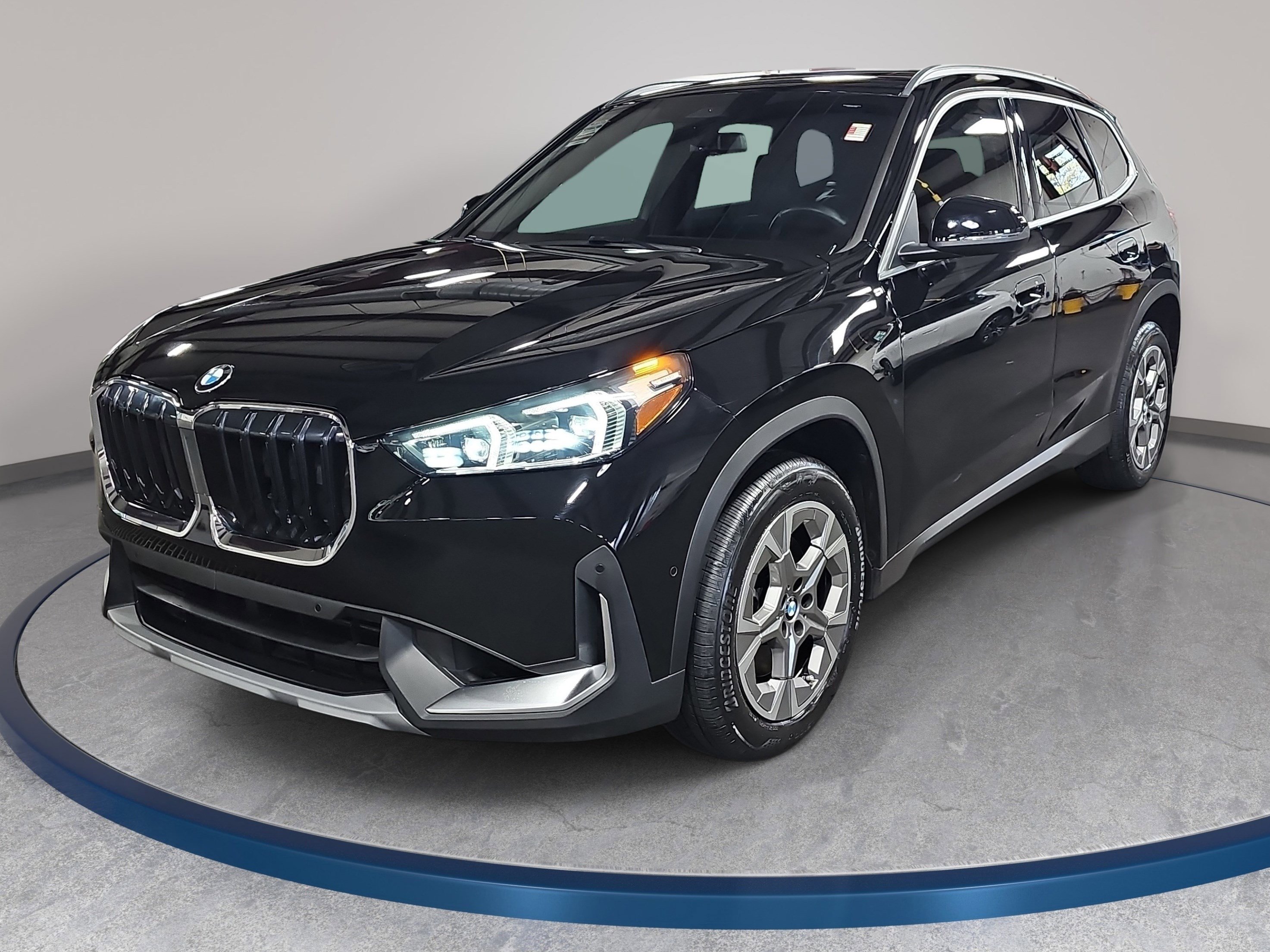 Certified 2023 BMW X1 xDrive28i w/ Convenience Package AWD/4WD image 1