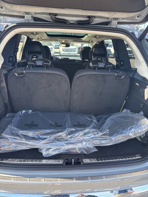 New 2026 Volvo XC90 T8 Plus w/ Protection Package Premier AWD/4WD image 38