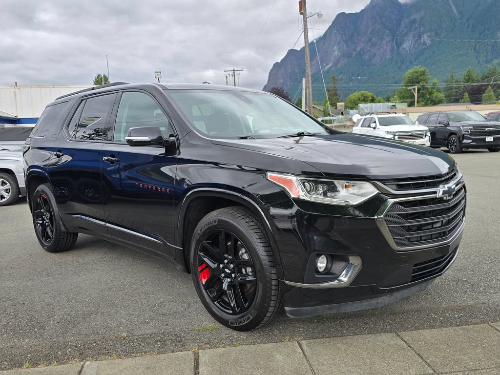 Used 2019 Chevrolet Traverse Premier w/ Redline Edition FWD image 3