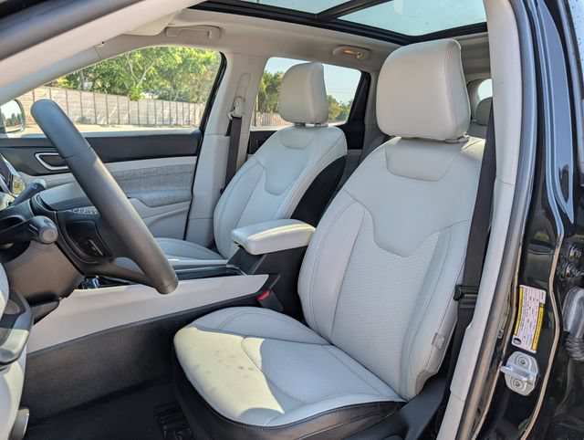 Used 2022 Jeep Compass Latitude w/ Sun and Sound Group FWD image 25